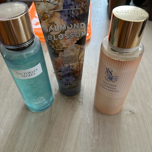 BBW lotion & Victoria secrets body mist - Picture 2 of 3